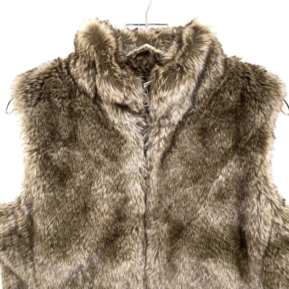 Banana Republic Brown Faux Fur Satin Lined Vest - Picture 10 of 16